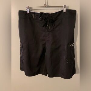 Ron Jon surf shop black men’s swim trunks 34
